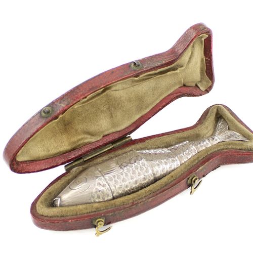 Null Neuartige Fischvinaigrette aus Silber von George III,
möglicherweise von Sa&hellip;