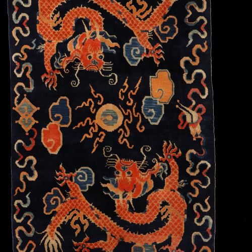 Tapis - Tibet (1900-1930) Tapis épais en laine tissé et noué main au Tibet, dans&hellip;