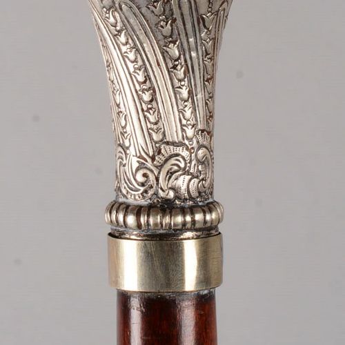 Canne à défense à pommeau milord d’argent spiralé 带有螺旋形银质钮的象牙手杖，具有 Juste Aurèle &hellip;