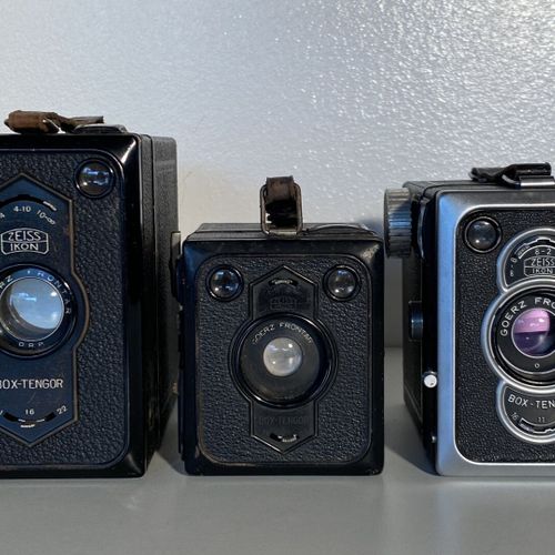 Un lot d'appareils photo 4 Box Tengor En l'état, mécanismes à réviser et objecti&hellip;