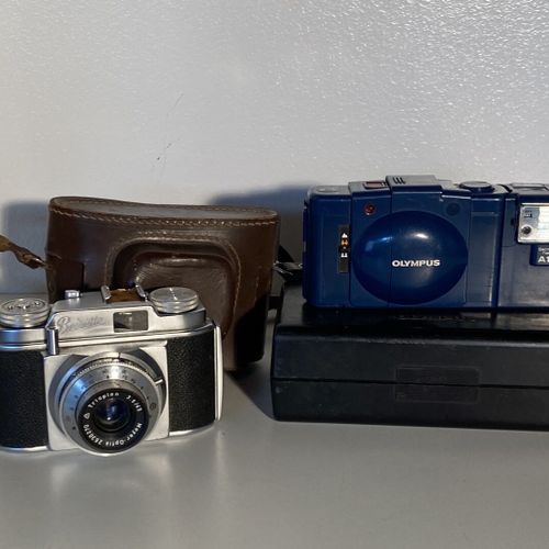 Un lot d'appareils photo Box 6x9 Olympis Olympus A11 80/30 Beirette 24x36 (3.5/4&hellip;