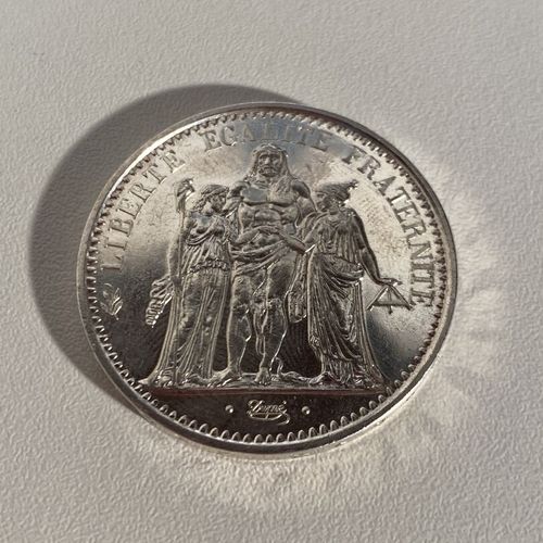 Une pièce de 10 Fr Francs en argent datée de 1970 HERCULE PB : 24.90 g Mise à pr&hellip;