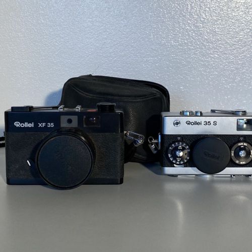 Un lot d'appareils photo Olympus OM1 (1,8/50) Rollei SL 35 (1,8/50) Rollei 35 Ro&hellip;