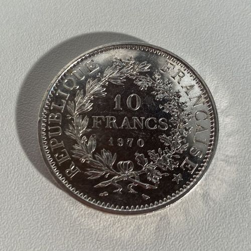 Une pièce de 10 Fr Francs en argent datée de 1970 HERCULE PB : 24.90 g Mise à pr&hellip;
