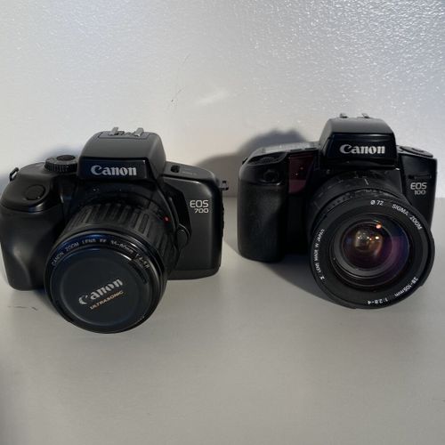 Un lot d'appareils photo CANON EOS 700 (35x80) EOS 100 (28x105) EOS 100 (28x105)&hellip;