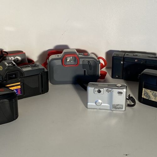 Un lot d'appareils photo T70(35x70) Ixus Prima Twin Canon MC En l'état, mécanism&hellip;