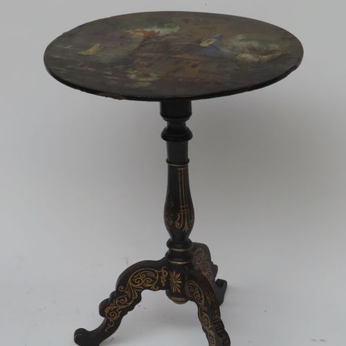 Null Small pedestal table in blackened wood with circular top, painted with a la&hellip;