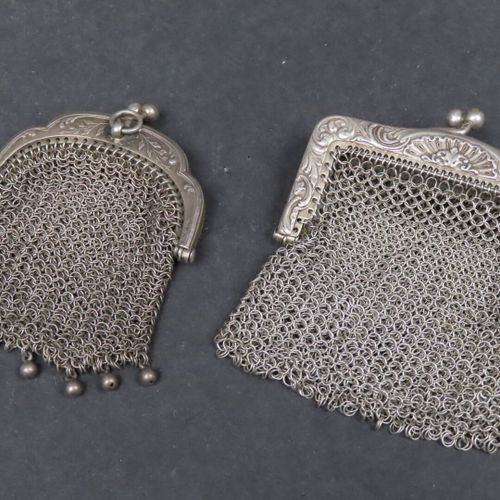 Null 2 borsellini articolati in cotta di maglia in argento (peso totale: 83 g)