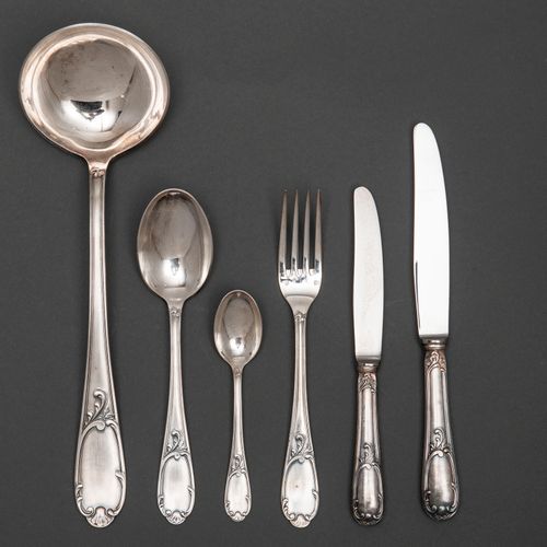 Null FRANCOIS FRIONET, Silver plated metal cutlery, late XIX-XX century
Composed&hellip;