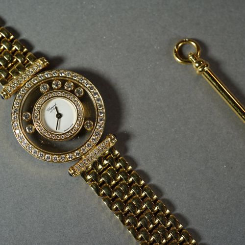 Null 93- CHOPARD ''Happy Diamonds''

Montre-bracelet de dame en or jaune

Cadran&hellip;