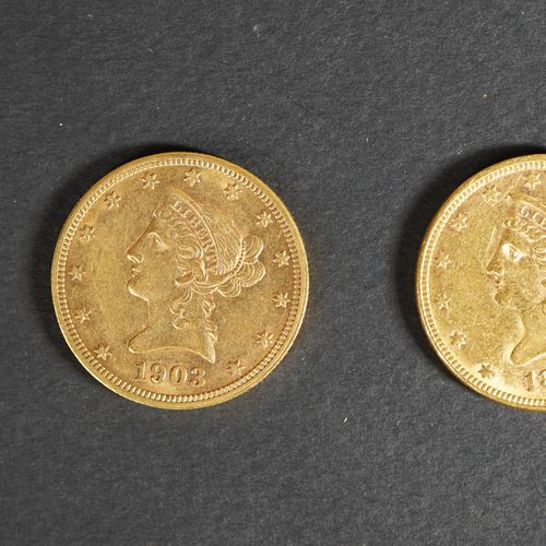 Null 107- Deux pièces de 10 Dollars en or datées 1895 et 1903