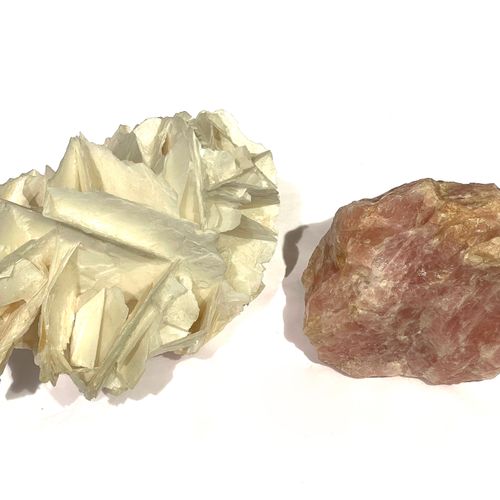 Null MINÉRAUX - 

Calcite blanche Chine 

Quartz rose Brésil