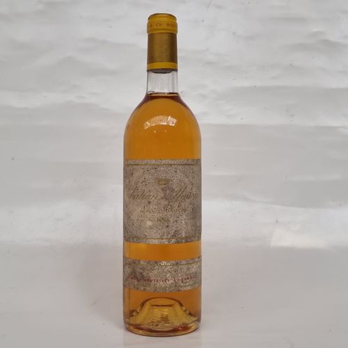 Null 1 B CHÂTEAU D'YQUEM 1988 C1 Supérieur Sauternes (B.G; e.T.H fortes; c.L.S)