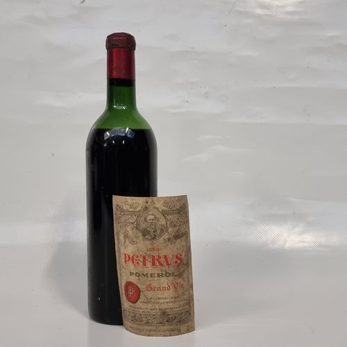 Null 1 B PETRUS 1959 Pomerol (V; e.T.H décollée; c.S à c.A côtés; piqûre et jabl&hellip;