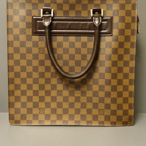 Null Sac Louis Vuitton en toile damier ébène