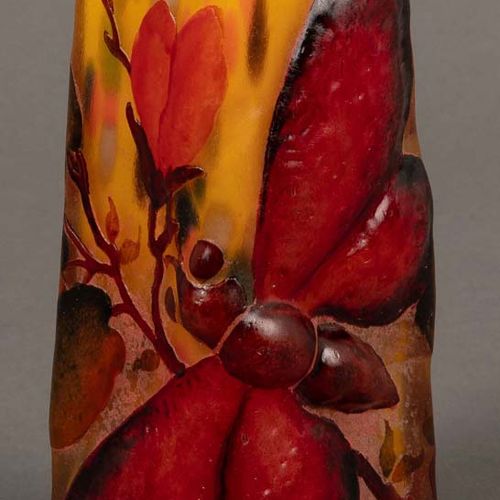 Null Jugendstil-Vase. Daum, Nancy um 1900. Farbloses Glas, farbig überfangen, ge&hellip;