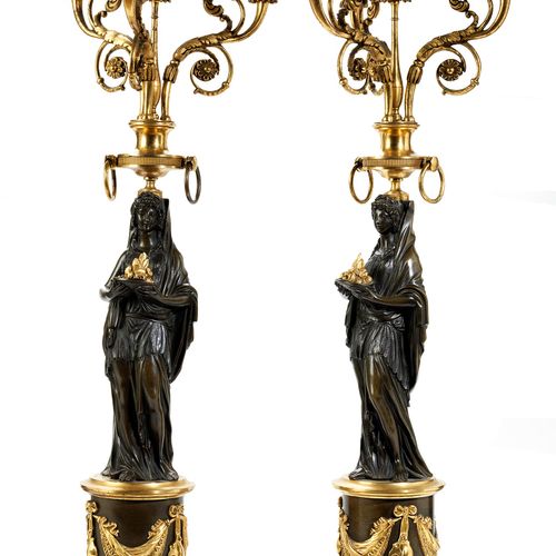 Paar Empire-Kandelaber Höhe: 66 cm. 
Frankreich, 19. Jahrhundert. 

Bronze, gego&hellip;