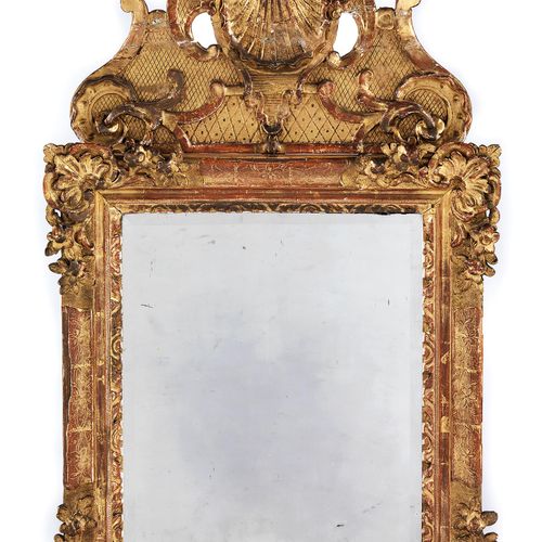Spiegel des 18. Jahrhunderts Höhe: 99,5 cm. Frankreich, um 1730.Holz, geschnitzt&hellip;