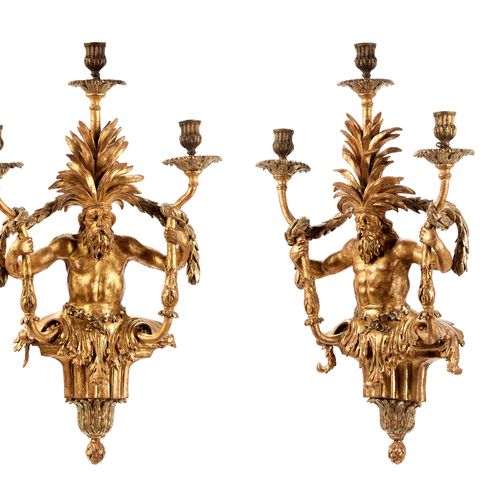 Paar figürliche italienische Appliken Höhe: ca. 62 cm. 18. Jahrhundert.Holz, ges&hellip;