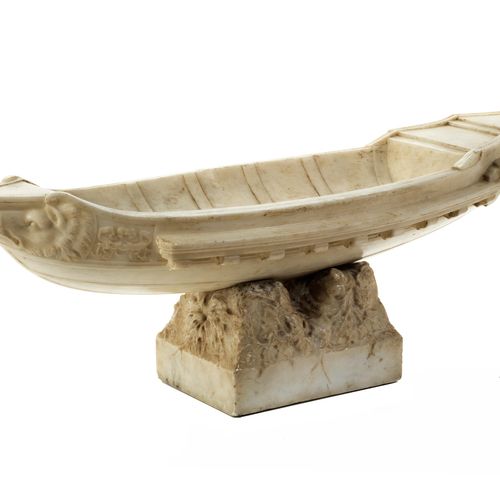 Grand Tour-Objekt in Form eines antiken Schiffes Gesamthöhe: 23 cm. Länge: 65 cm&hellip;
