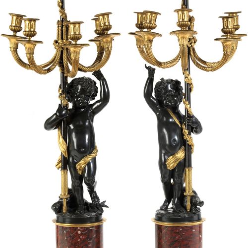 Paar figürliche Kandelaber Altezza: 88 cm. 
 France, c. 1840.

Su una base quadr&hellip;