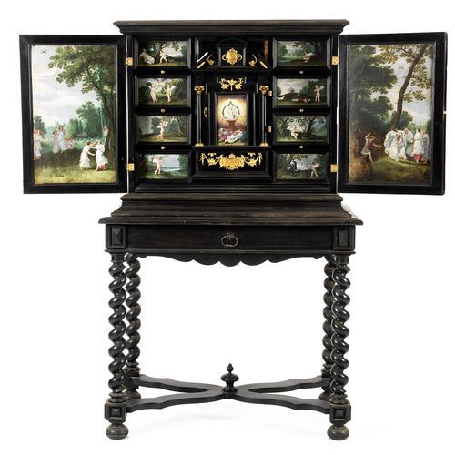 Flämisches Kabinett mit feiner Malerei 143 x 29 x 42 cm. 
 Fiandre, XVII secolo.&hellip;