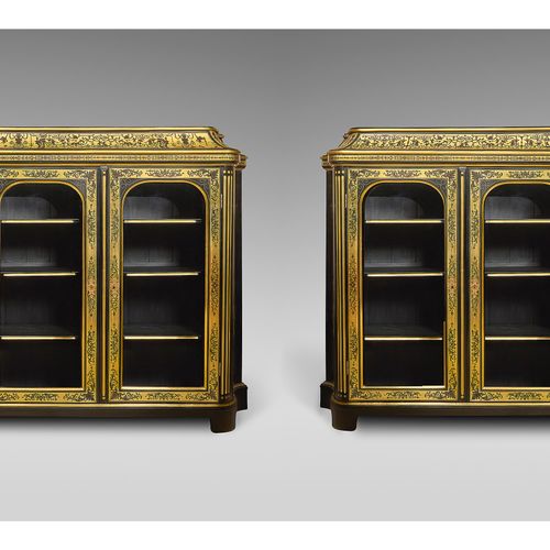 Paar elegante Sammlungs- oder Bibliotheksschränke Hauteur : 158 cm. 
 Largeur : &hellip;