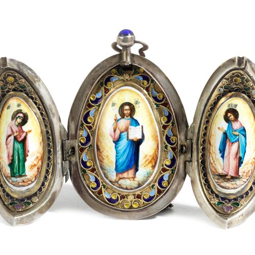 Triptychon in Form eines Eies Altezza senza catena: 9,7 cm. 
 Peso: 275 g. 
 Seg&hellip;
