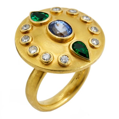 Saphir-Smaragd-Brillantring Ring width: 60/61. 
Ring head diameter: approx. 2.1 &hellip;