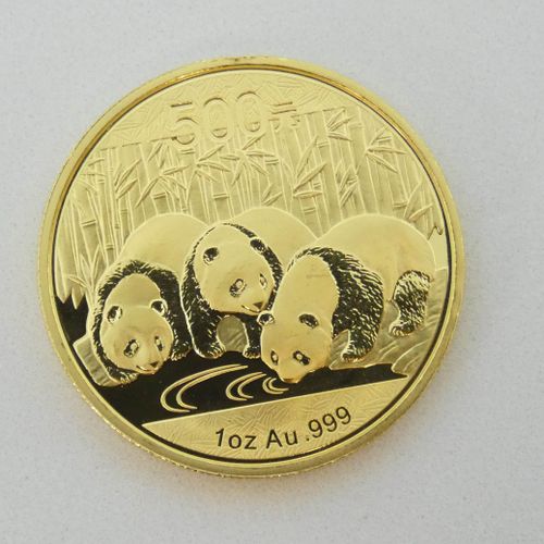 Null *J* 1 pièce de 500 Yuan "Panda" or 2013. 31,2 grs (état neuf) (frais judici&hellip;
