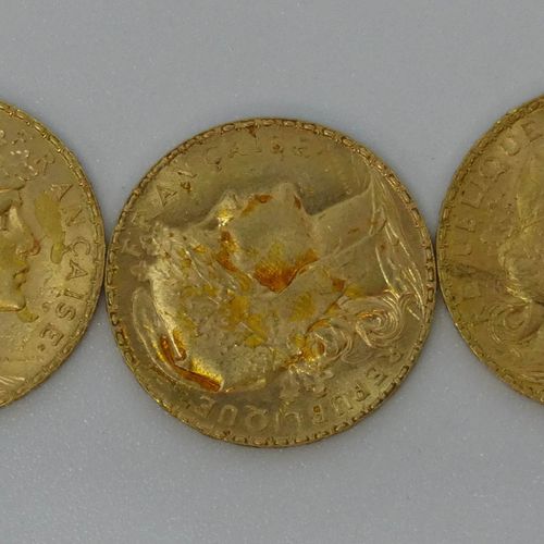 Null 3 pièces de 20 frs Republique Française au coq 1913. Or. 19,4 grs (traces c&hellip;