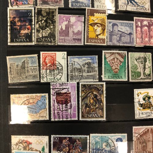 环游世界邮票册 
免费床单 
附上两本相册