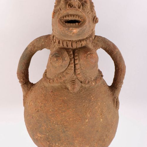 Femme en terre cuite Terracotta 
Cham style, Chad
22 cm