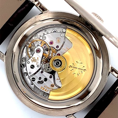 Patek Philippe Nahezu neuwertige, extrem seltene Genfer Armbanduhr mit ewigem Ka&hellip;