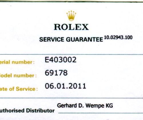 Rolex 优雅的镶钻女式腕表，带中央秒针和日期--带绿色条纹的打孔原始证书和2011年的劳力士服务保证卡

机芯编号1616795，型号69178，机芯213&hellip;