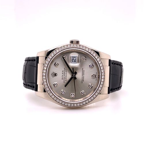 Rolex (*) Très jolie montre-bracelet sertie de diamants, avec date et boîte d'or&hellip;