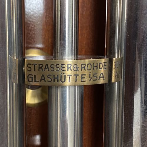 Strasser & Rohde Bedeutende Glashütter Präzisions-Sekundenpendeluhr mit Regulato&hellip;