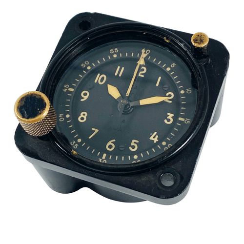 Waltham Watch Co. 罕见的美国空军驾驶舱计时码表，配备8天机芯和中央60分钟计时器

Geh.-Nr. AF54-10188，尺寸61 x 61&hellip;