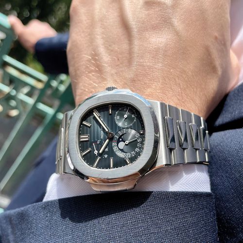 Patek Philippe Deportivo reloj de pulsera ginebrino con fase lunar, fecha manual&hellip;