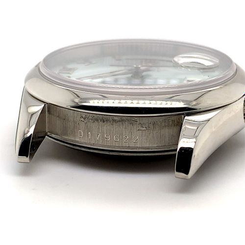 Rolex 
Reloj de pulsera de platino muy atractivo, casi nuevo y pesado, con indic&hellip;
