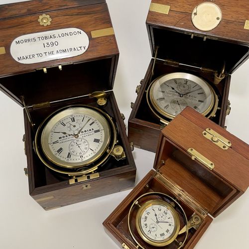 Morris Tobias Ensemble de 3 chronomètres de navires anglais Chronomètres de navi&hellip;
