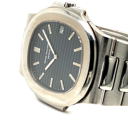Patek Philippe A legendary vintage Geneva wristwatch with date, original cork bo&hellip;
