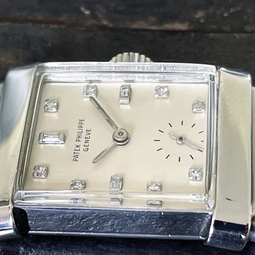 Patek Philippe 罕见的、优雅的日内瓦复古铂金腕表，带有明亮的刻度

，机芯编号975321，型号1450，机芯编号9-90，机芯编号678685，&hellip;