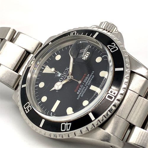 Rolex A diver's popular vintage wristwatch with date and red Submarine writing o&hellip;