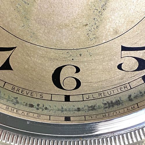 Brevets J. L. Reutter / René Fontayne Horloge de table exquise et très décorativ&hellip;