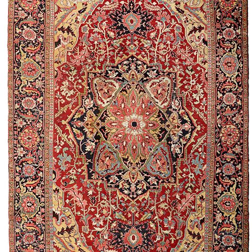 Null Heriz. Northwest Persia, around 1900, strong geometric pattern. In the red &hellip;