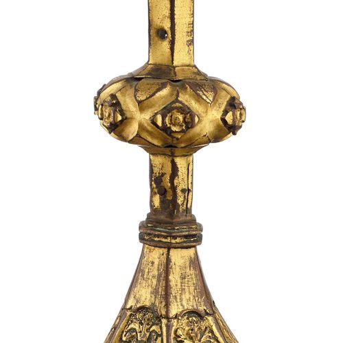 Null Copón gótico tardío Italia, siglo XVI. Cobre con restos de dorado al fuego.&hellip;