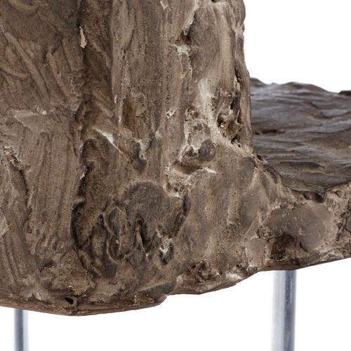 Null 韦尔-埃伦16/30.有图案的版章 "ARTA"。深度：30厘米 宽度：21厘米 高度：41厘米。英国水泥雕塑