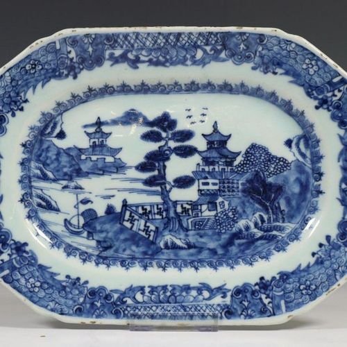 Null Chine, deux bols en porcelaine bleue et blanche, Qianlong, avec décor de la&hellip;