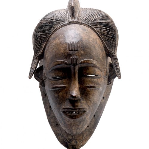 Ivory Coast, Baule, face mask. Elfenbeinküste, Baule, Gesichtsmaske. Mit grau-he&hellip;